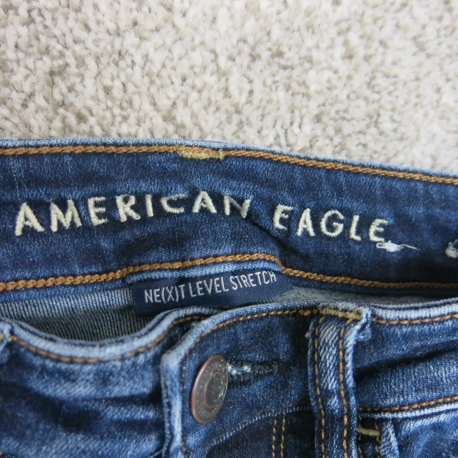 American Eagle Women Next Level Stretch Skinny Jeans Distressed Blue Size 00Reg