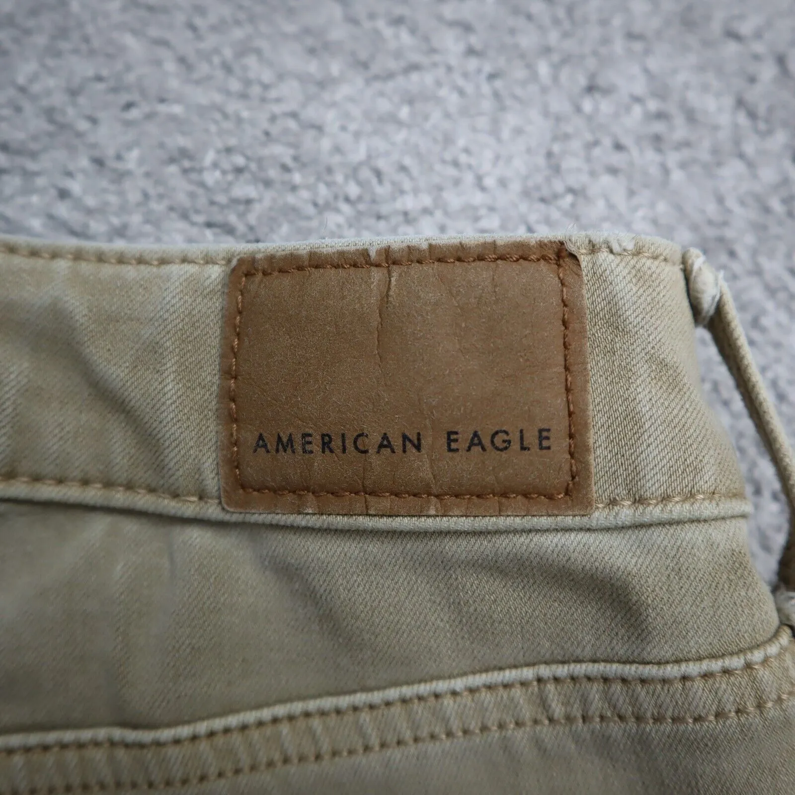 American Eagle Womens Jeans Skinny Leg Mid Rise Flat Front Khaki Size 6 Long