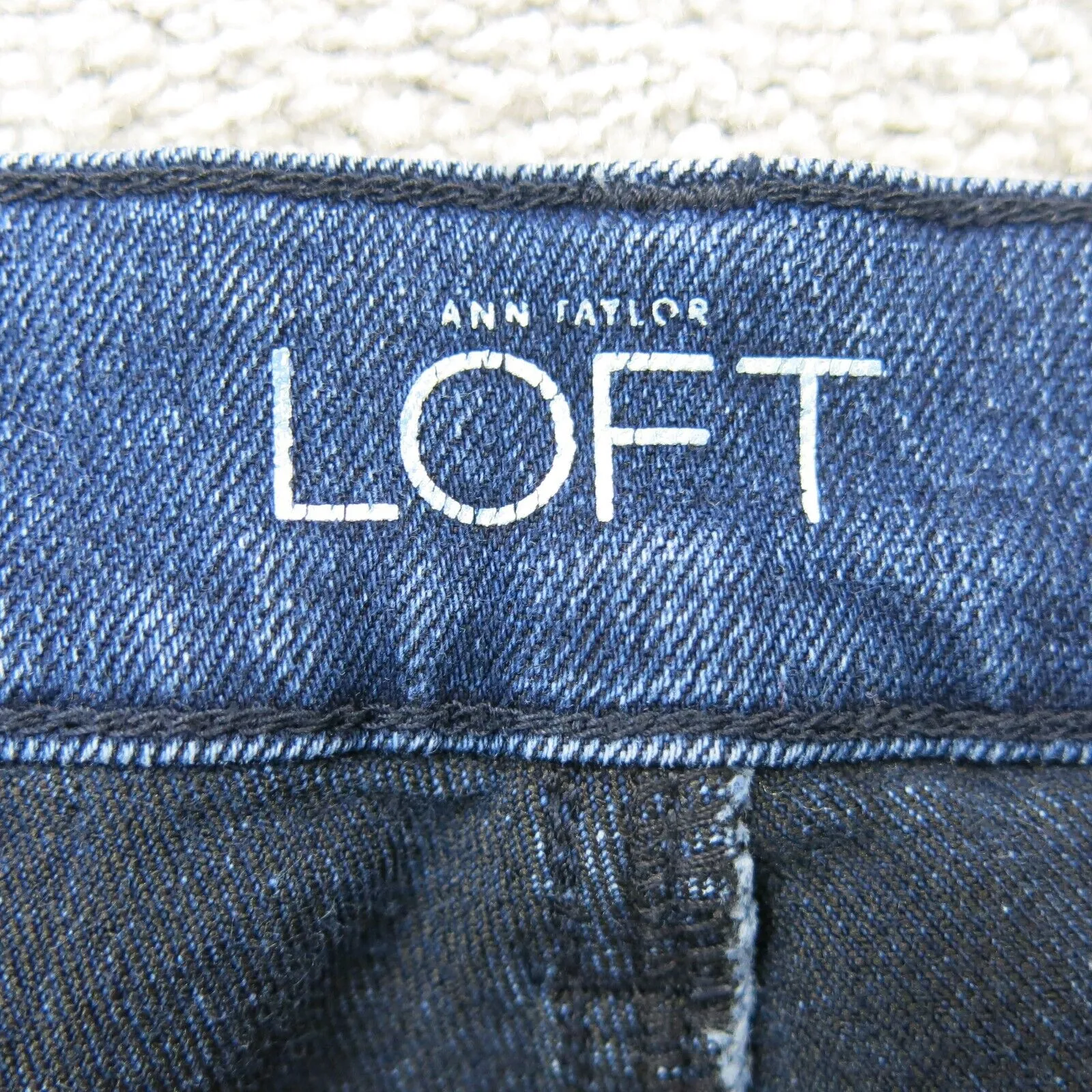 ANN Tylor Loft Womens Modern Skinny Leg Jeans Denim Mid Rise Blue Size W32XL14 P