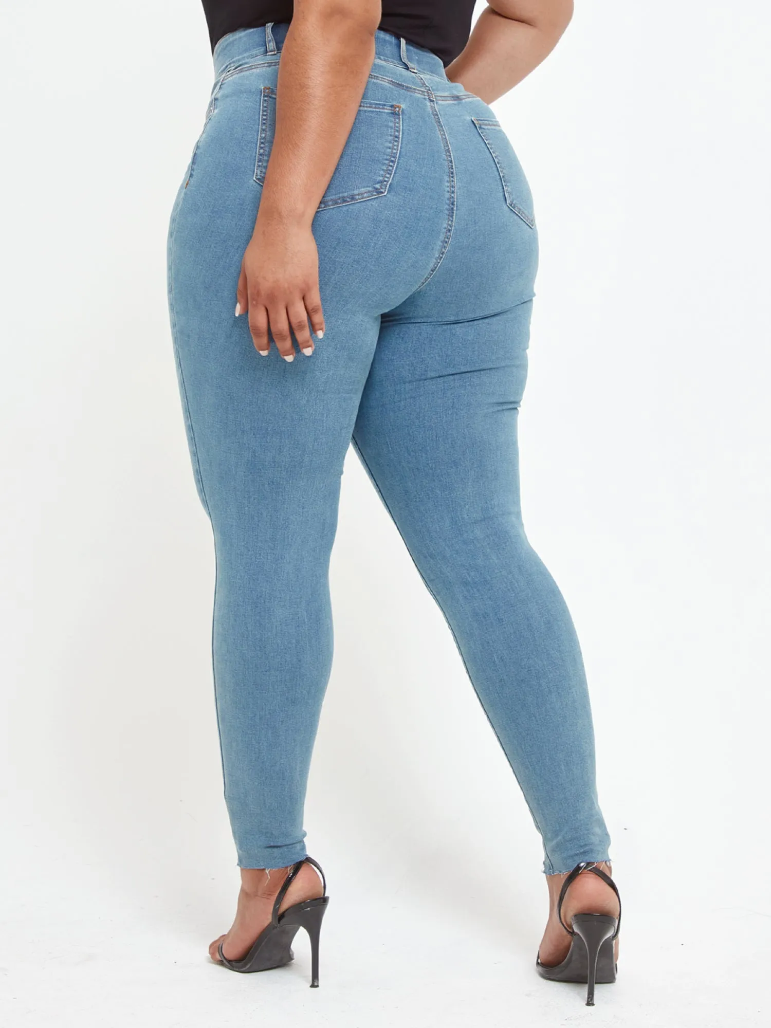 Light Wash Curvy Skinny Jeans - Short Inseam in Medium Blue Wash