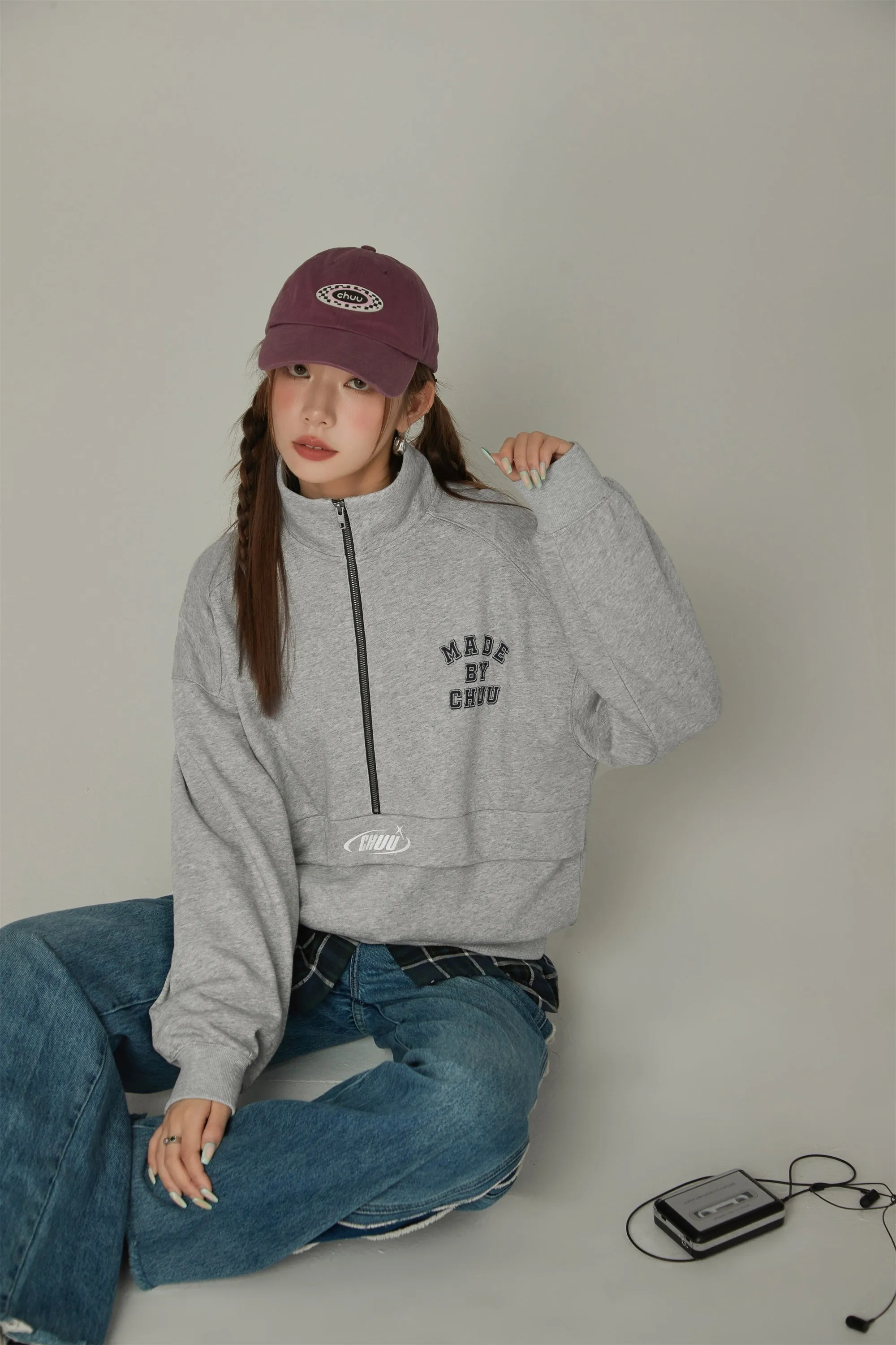 Logo Half Zip Up Simple Sweatshirt