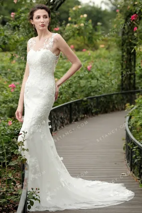 Romantic and Feminine Lace Mermaid Wedding Dress